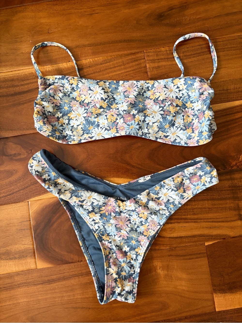 Abercrombie and Fitch floral swim bikini set Medium top and XS bottom